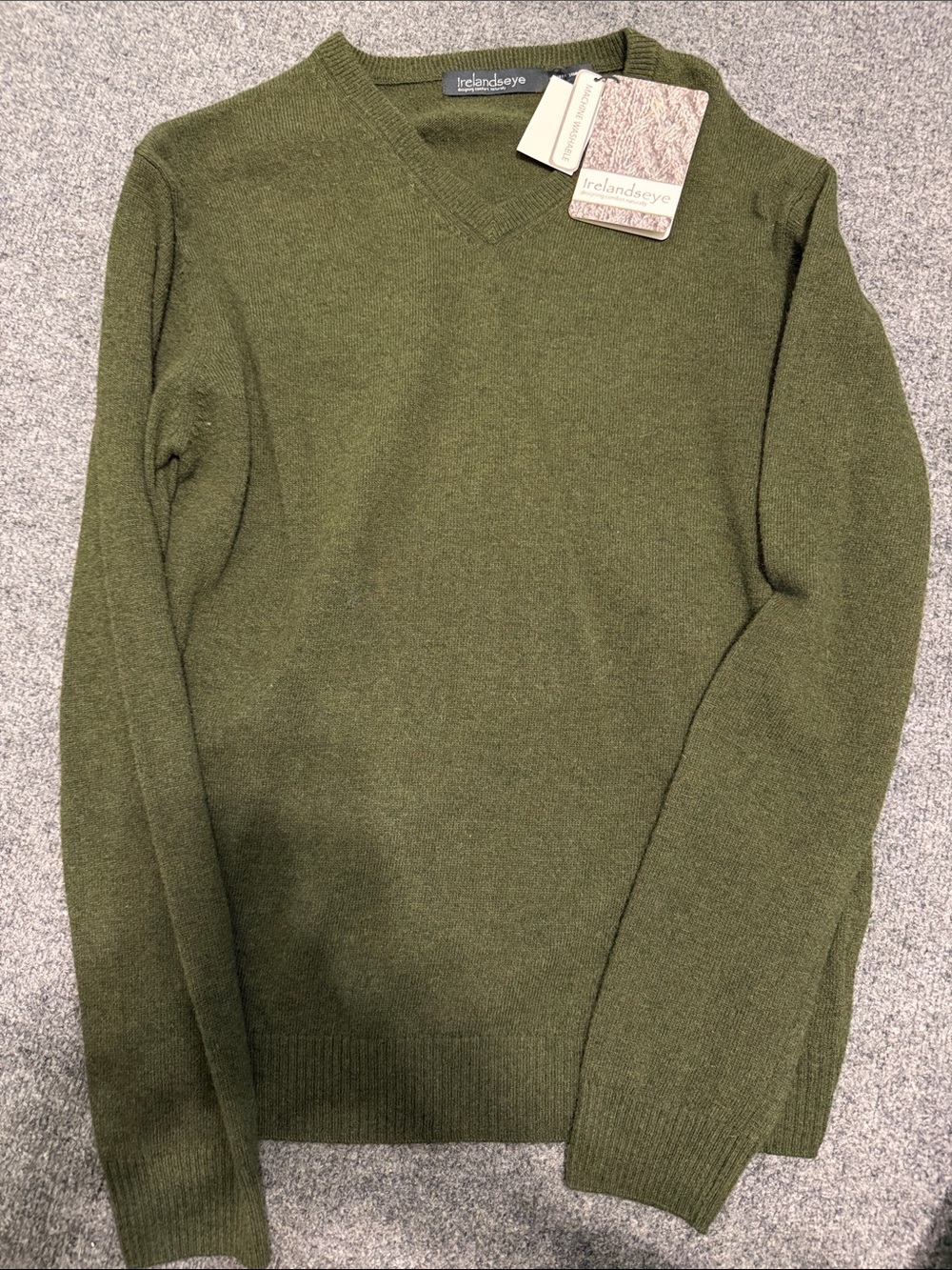 V-Neck Sweater Olive Green